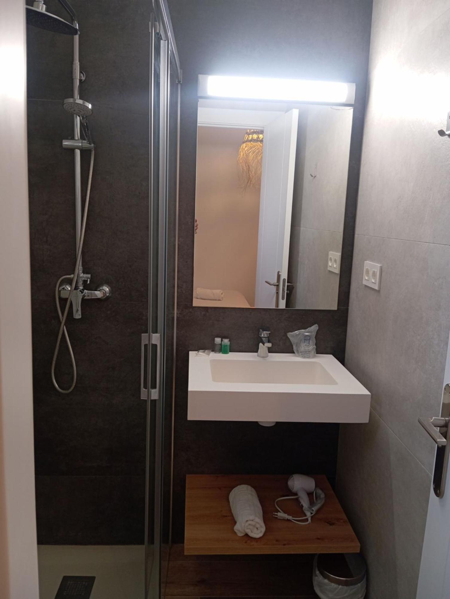 Hostal Casa Emilio Альмерія Екстер'єр фото